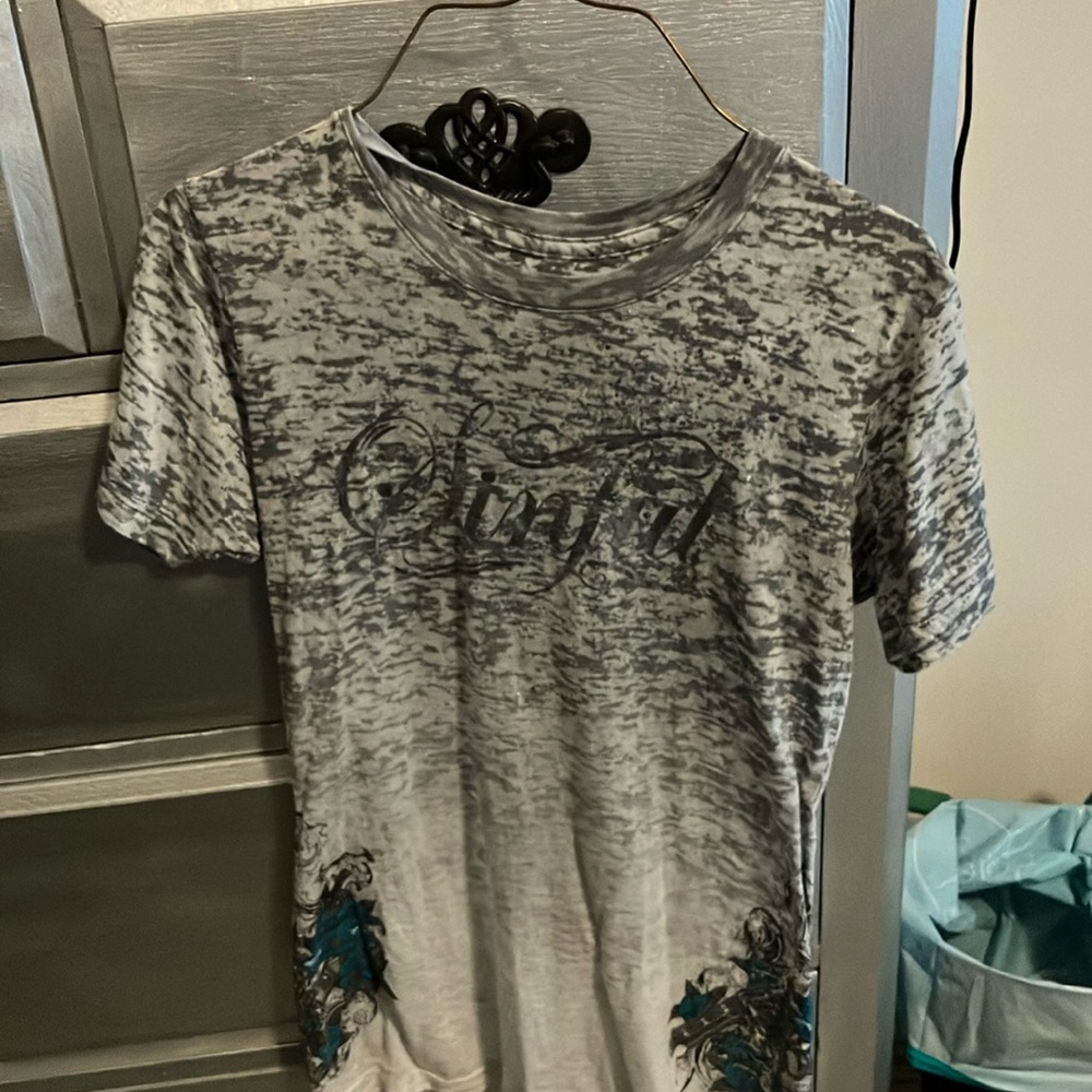 Short sleeve size medium